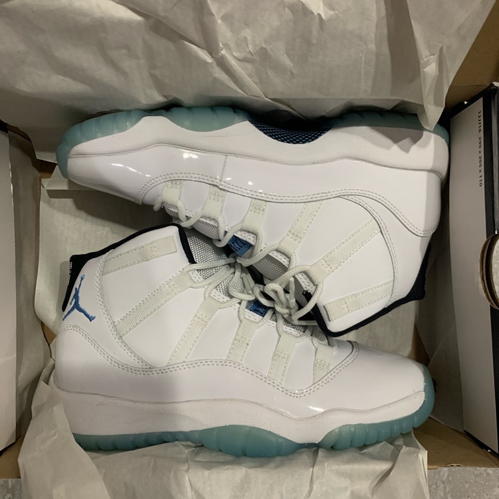 Nike Air Jordan 11